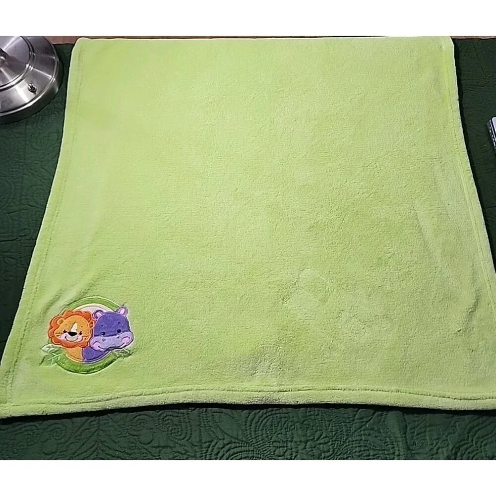 VTG Fisher Price baby blanket Green‎ fleece appliqued lion Hippo Zoo Jungle Cozy